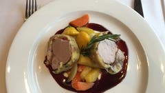 Schmeckt, wie es aussieht: sehr gut. Der Hauptgang vom «Pilatus z'Nacht» im Restaurant Bellevue. (Bild: ar)