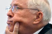 Alt-Bundesrat Christoph Blocher im April 2019 an einer Medienkonferenz in Zürich. (Bild: Walter Bieri/Keystone)
