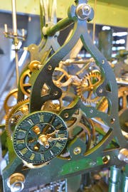 Traum für Technik-Begeisterte: die mechanische Uhr im Turm der evangelischen Kirche Weinfelden. (Bild: Mario Testa)