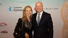 Daniel Salzmann, CEO Luzerner Kantonalbank, mit Gattin Heidi Salzmann.