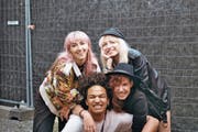 Bassistin Franca Mock, Drummer David Flütsch, Sängerin und Gitarrist Sophie Diggelmann und Gitarristin Sara Diggelmann (von links). (Bild: PD)