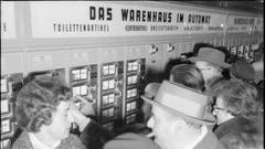 Auch über das neue Konzept des Automatenverkaufs im Oscar Weber staunten die Leute nicht schlecht. (Bild: RDB/Dukas, 1958)