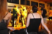 Jugendräume bieten Jugendlichen die Möglichkeit, sich zu treffen und Zeit miteinander zu verbringen. (Bild: Hannes Thalmann)