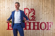 Heineken-Schweiz-Chef Bart De Keninck am Eichhof-Sitz in Luzern. Bild: Dominik Wunderli (10. April 2019)