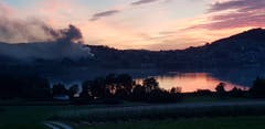 Brand in Beinwil am See. (Bild: Leserreporterin/Vreni Schmidli)