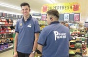 Geschäftsleiter während der Projektwoche: Ivan Milenov und Egzon Ajroja. (Bild: Janine Bollhalder)