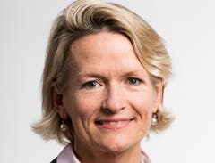 Andrea Gmür CVP-Nationalrätin, Luzern Die Chance, Bundesrätin zu werden, erhalte man wohl nur einmal im Leben, sagt die 54-jährige Nationalrätin aus der Stadt Luzern. Deshalb stelle sie gewisse Überlegungen an und führe Gespräche. Nach erst drei Jahren in der Grossen Kammer bereits als Bundesratskandidatin gehandelt zu werden, freue und ehre sie, sagt die Gymilehrerin und Geschäftsführerin. Trotz vergleichsweise wenig Erfahrung in Bundesbern blickt Andrea Gmür-Schönenberger auf eine lange Politkarriere zurück: Sie sass acht Jahre im Kantonsrat und präsidiert seit 2014 die CVP der Stadt Luzern.