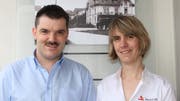 Niklaus Amrhein mit Gattin Claudia, die ihn in seinem Betrieb in der Administration unterstützt. (Bild: Philipp Stutz)