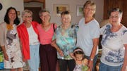Rosmarie Röthlisberger, Rosmarie Rubi, Rosmarie Heller, Rosmarie Siegenthaler, Rosmarie Märchy mit Enkelin Lisa und Rosmarie Ziegler vom Rosmarie-Club. (Bild: Salome Preiswerk