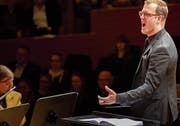 Auf eine gelungene Premiere am kommenden Wochenende: Sandro Blank ist der neue Dirigent der Feldmusik Sarnen. (Bild: PD)