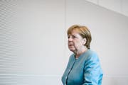 Die deutsche Bundeskanzlerin Angela Merkel muss sich am Mittwoch im Bundestag kritische Fragen zu ihrer Migrationspolitik gefallen lassen. EPA/CLEMENS BILAN (Berlin, 5. Juni 2018)