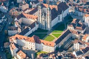 Blick auf den St.Galler Stiftsbezirk, das Areal des ehemaligen Klosters. (Bild: Urs Bucher - 26. Oktober 2018)