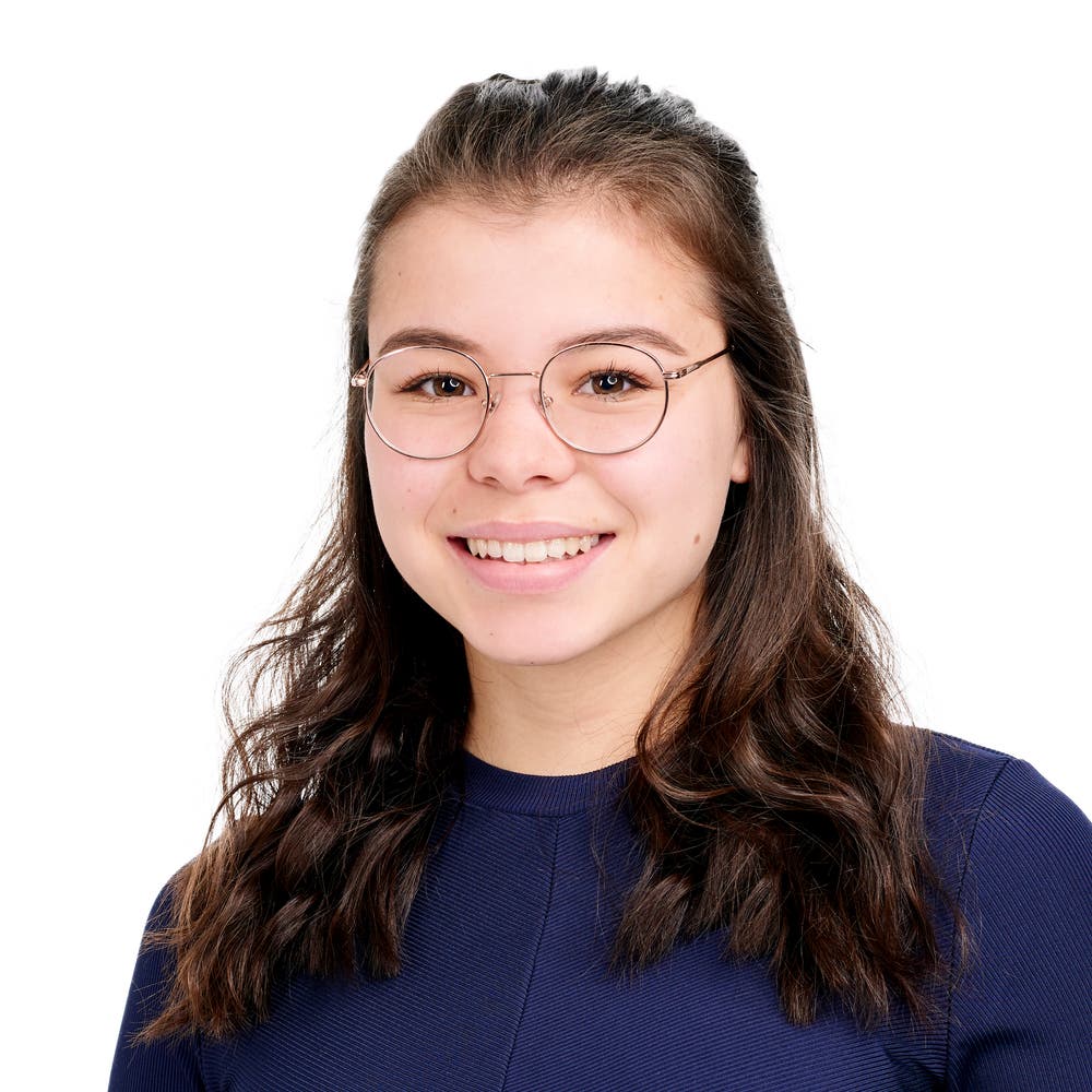 Tara Zehnder, Bäch, Studentin, 2000. Motivation: «Mir liegt meine Zukunft und die meiner Generation am Herzen. Ich setze mich deshalb für die Erhöhung des Rentenalters und die Gleichstellung der Geschlechter ein.»