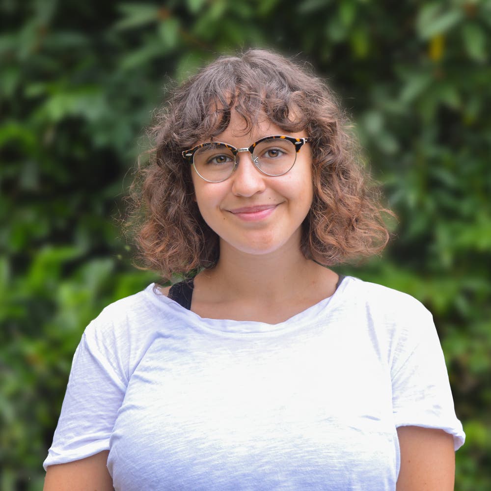 Nadine Da Cruz, Steinen, Studentin, 2001. Motivation: «Die Umwelt und die Gleichstellung für alle in jeglichen Bereichen sind für mich sehr wichtige Anliegen. Ich will, dass die Politik hier endlich Lösungen bringt.»