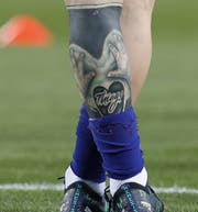 Auf der Wade trägt Messi den Handabdruck seines Sohnes. (Bild: imago)