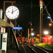 In 82 Nachtschichten wird am Doppelspurausbau gearbeitet. (Bild: Rudolf Hirtl)