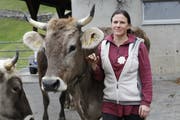 Bergbäuerin Priska Welti kämpft für die Hornkuh-Initiative. (Bild: Florian Arnold)