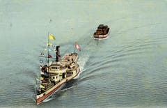 Schleppzug mit Trajektkahn, vermutlich vor Lindau um 1900. (Sammlung: Anton Heer)
