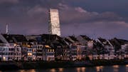 Das momentan höchste Gebäude der Schweiz: der 178-Meter hohe Roche-Turm in Basel. (Bild: Georgios Kefalas/Keystone)