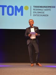 OK-Präsident Peter Kroll richtet erste Worte an die Gäste. (Bild: Ruben Schönenberger)