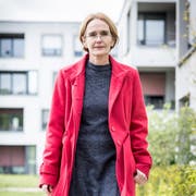 Politikerin Christine Finke wohnt gerne im Sozialbauquartier. (Bild: Andrea Stalder)