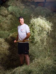 René Eigenmann aus Berg hat dieses Jahr einen vollen Heustock. (Bilder: Urs Bucher)