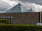 Die Hälfte ihres Budgets erwirtschaftet die Universität St. Gallen selbst. (Bild: Michel Canonica)