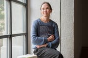 Die Künstlerin und Grafikerin Salome Schmuki stellt jetzt im Architekturforum Ostschweiz im Lagerhaus aus. (Bild: Urs Bucher - 11. September 2015)