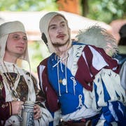 Zwei Jünglinge an einem Mittelalterfestival. (Bild: Andrea Stalder/2018)