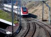 Die Bahnstrecke der SBB bei Walchwil. Bild: Stefan Kaiser