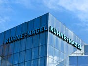 Der Hauptsitz des Logistikunternehmens Kühne + Nagel in Schindellegi, im Kanton Schwyz. Bild: Martin Ruetschi/Keystone (25. März 2010)