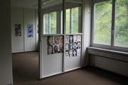 Das Projekt «Werkhaus 45» nutzte im Juni 2016 ein leer stehendes Geschäftshaus der Stadt an der Haggenstrasse 45 um. Ehemalige Büros, Sitzungszimmer, Werkstätten, Ateliers und Lagerräume wurden dadurch vorübergehend zum Atelier und zur Galerie von Künstlerinnen und Künstlern. (Bild: Reto Voneschen - 18. Juni 2018)