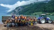 Die Pfingstlagerteilnehmer nach dem Auswassern in Walenstadt. (Bild: Johannes Reich)