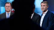 Der amtierende Ministerpräsident Bodo Ramelow (links) und sein AfD-Herausforderer Björn Höcke. (Bild: Jens Schlüter/EPA)