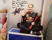 Ein Autogramm von Sebastian Vettel