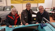 Formel-1-Chef-Mechaniker Peter Wiederkehr, Stadtpräsident Anders Stokholm und Rennfahrer Eugen Strähl. (Bild: Margrith Pfister-Kübler)
