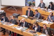 Der Stadtrat (erste Bankreihe) an der Parlamentssitzung vom Dienstag. (Bild: Urs Bucher - 15. Januar 2019)
