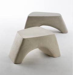 Archaisch beim Atelier Vierkant: Sitzbank aus Ton.