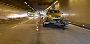 Das Auto auf dem Anhänger nahm keinen Schaden. (Bild: Kantonspolizei Nidwalden, (Hergiswil, 8. August 2018))