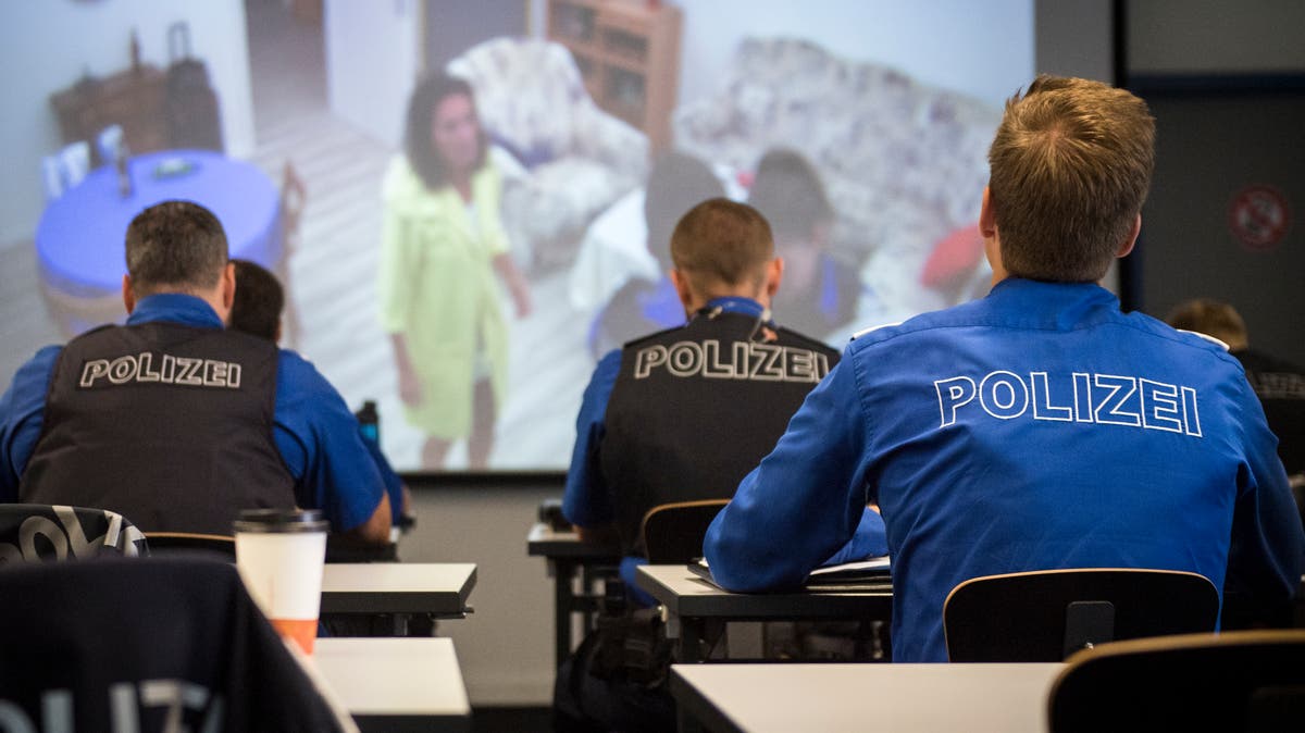 Polizei Ostschweiz: Ein Jahr länger Ausbildung für Polizeischüler