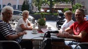 Hier ist immer etwas los: Das Café Centrum ist ein wichtiger Treffpunkt der Gemeinde Wartau. (Bild: Jessica Nigg)