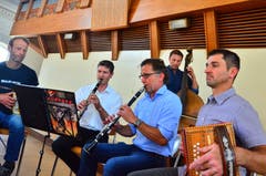 Die Gruppe Siidhang spielte in der Kirche auf.