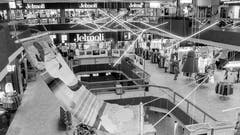 Die Marke Jelmoli im Einkaufszentrum Glatt in Wallisellen. (Bild: Keystone, 1981)