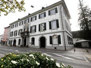 Acht Kandidatinnen und Kandidaten wollen bei den Stadtrats.Gesamterneuerungswahlen den Einzug ins Rathaus schaffen. (Bild: Donato Caspari)