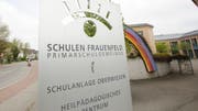 Die Frauenfelder Primarschulbehörde zählt 13 Mitglieder. Im Bild: Eingang zur Schulanlage Oberwiesen. (Bild: Donato Caspari, 3. Mai 2013)