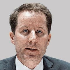 SVP-Nationalrat Thomas Aeschi führt die SVP-Fraktion im Bundeshaus. Auch wenn die SVP national etwas schwächelt, die Wiederwahl des Baarers ist wie jene Pfisters nicht gefährdet.