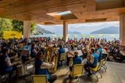Die Blaskapelle Albatros aus Ebikon bespielte am Samstag den Pavillon in Weggis. (Bild: Philipp Schmidli, Weggis 8. September 2018)