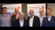 Von links nach rechts: Dominik Fürst, Vorstandsmitglied; Marc Geissbühler, Vizepräsident Rotkreuzrat; Benedikt Bauer, Ehrenmitglied; Marzio Medici, Präsident; Thomas Gasser, Vorstandsmitglied; Dimitri Moretti, Regierungsrat. (Bild: PD)
