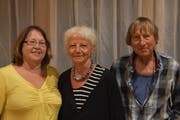 Die Organisatoren des Bürgerforums Pro Regionalspital Wattwil: Sabine Keller, Gertrud Pfändler und Matthias Elmiger (von links). (Bild: Ruben Schönenberger)