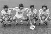 Die Südamerika-Fraktion des FC St. Gallen: Die drei Chilenen Patricio Mardones, Iván Zamorano und Hugo Rubio sowie der Schweiz-Argentinier Daniel Raschle (von links) am 1. August 1989 im Stadion Espenmoos. (Bild: Keystone)